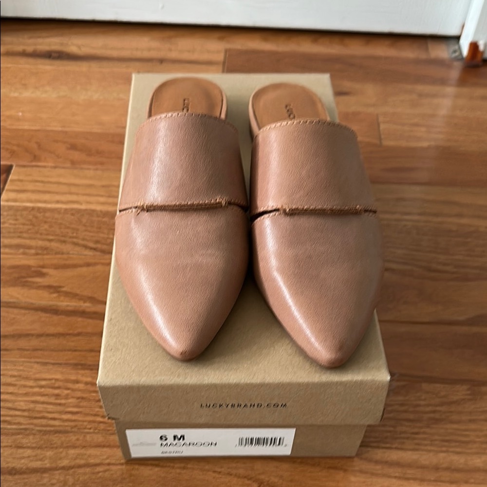 Lucky Brand Tan Mules with Pointed Toe Design - Size 6